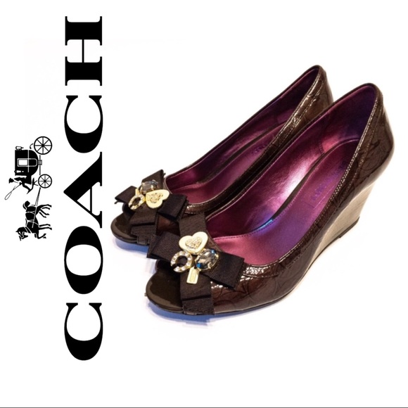 Coach Shoes - 🔥👀 Coach Poppy Signature Jaden Wedge Heel SZ 6